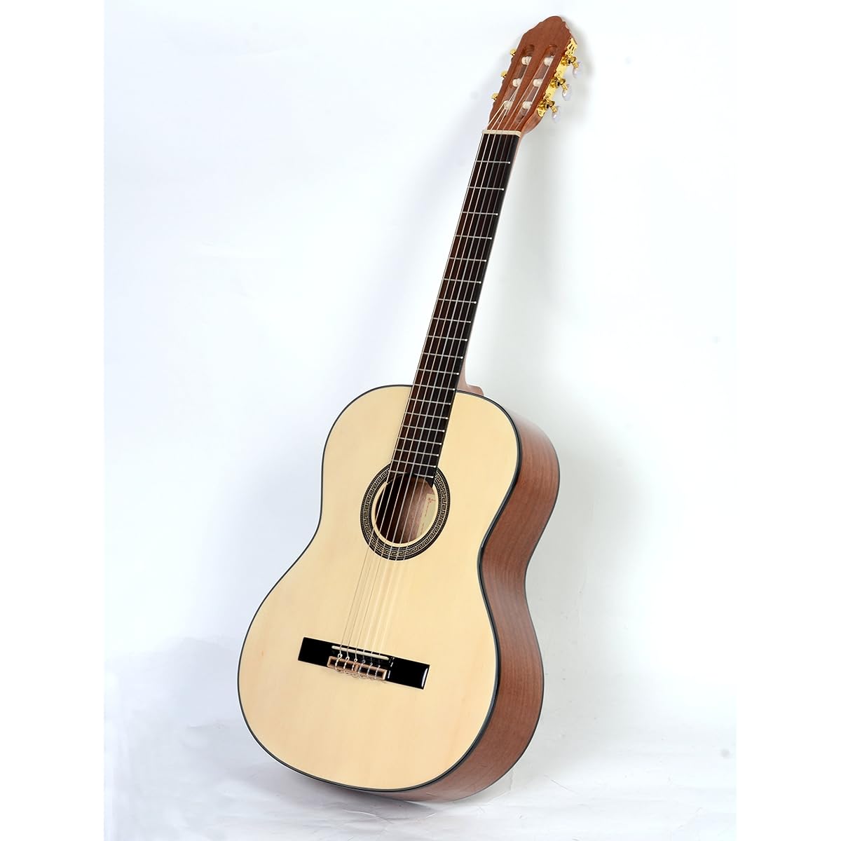 Sepia Crue Classic Guitar Beginner Entry Set CG-15