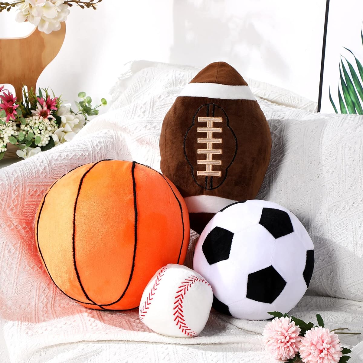 Plush Sports Ball Toy Set, Soft Plush Basketball, Soccer Ball, Football, Baseball Pillow, Sports Shaped Throw Pillow, Cute Cushion Pillow, For Room/Bedroom Decoration, For Play, Indoor Gift, Set of 4