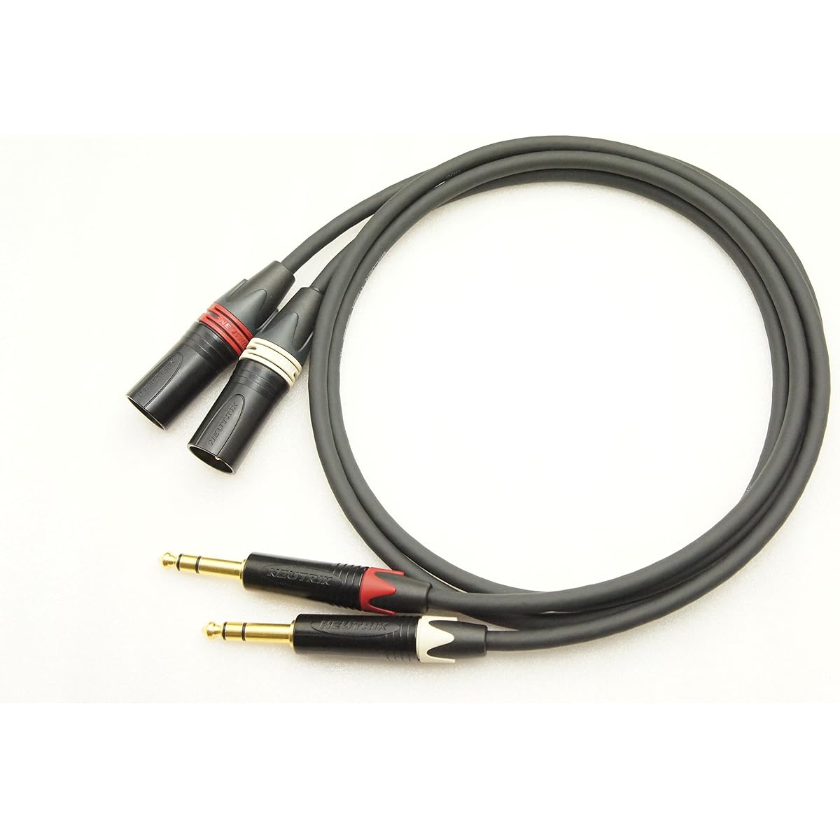 BELDEN 1192A TRS (stereophone) to XLR (male) 2-pair conversion cable (20m)