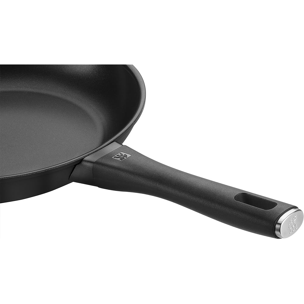 Zwilling "Madura Plus Frying Pan 24cm Made in Italy" IH Compatible Aluminum Fluorine Coating [Authorized Japanese Product] 66299-246
