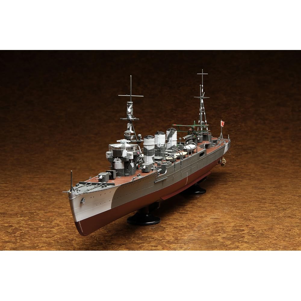 Aoshima Bunka Kyozaisha 1/350 Ironclad [Steel Ship] Light Cruiser Tama 1944