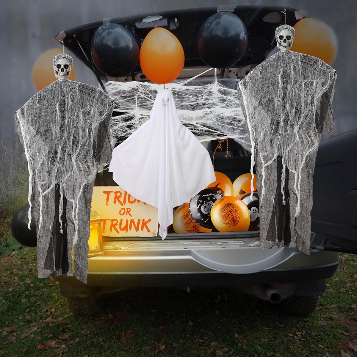 Leyndo Trunk or Treat 117pcs Halloween Car Decorations with Hanging Ghosts, Spooky Fabric Ghost and Pumpkin Garland, Halloween Balloons, Maple Leaves, Spider Webs for Home Indoor Outdoor Party Supplies