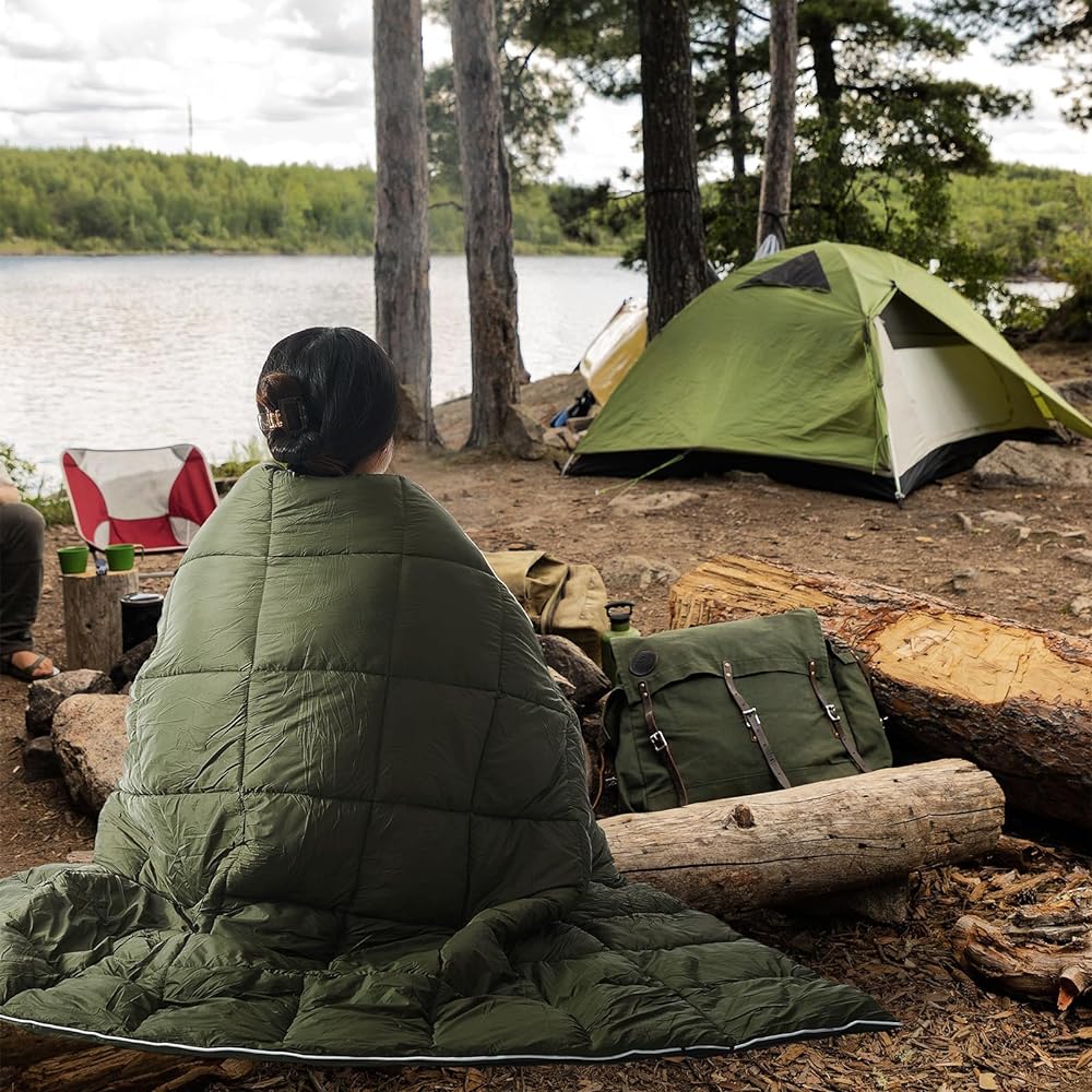 Topfinel Blanket, Camping, Multi Blanket, Throw, 165x125, Cold Protection, Durable, Lightweight, Compact, Fully Washable, Comes with Storage Case, Outdoor, Tent Camping, Climbing, Sleeping in the Car, Office, Home, All Seasons, Green