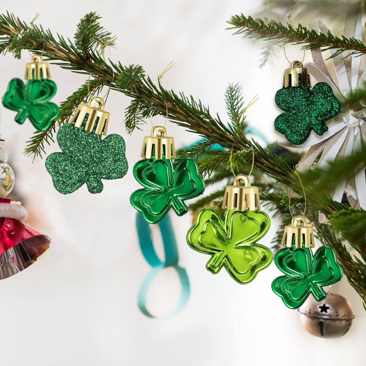 St. Patrick's Day Shamrock Ornaments 36 Pieces St. Patrick's Day Party Table Tree Shelf Gift Box Decoration Party Supplies