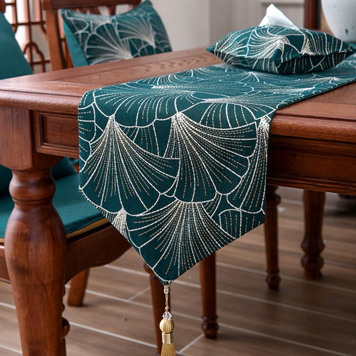 Scandinavian style table runner, green, table center, bed runner, 33*390cm, stylish, Japanese style, simple, for entertaining, parties, with tassels, modern, elegant, stain-resistant, interior, for hotels, for home use, elegant, versatile, tablecloth