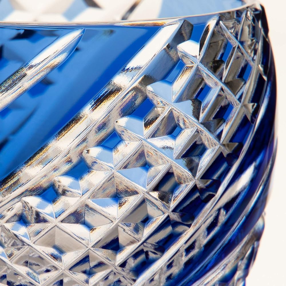 Kagami Crystal Cold Sake Cup Blue 80 cc Edo Kiriko Fish and Fish Nagashi Crest T535-2044CCB