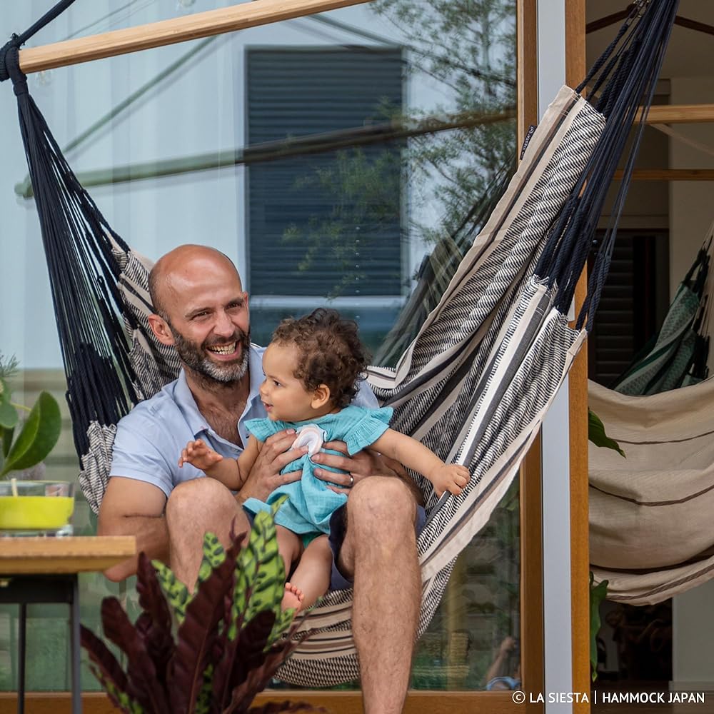 LA SIESTA Hammock Chair Havana King Size Zebra/Black x White (Indoor/Organic Cotton) Ideal for sitting or lying down Hanging/freestanding Loose and large Capacity 160kg HAL21-19
