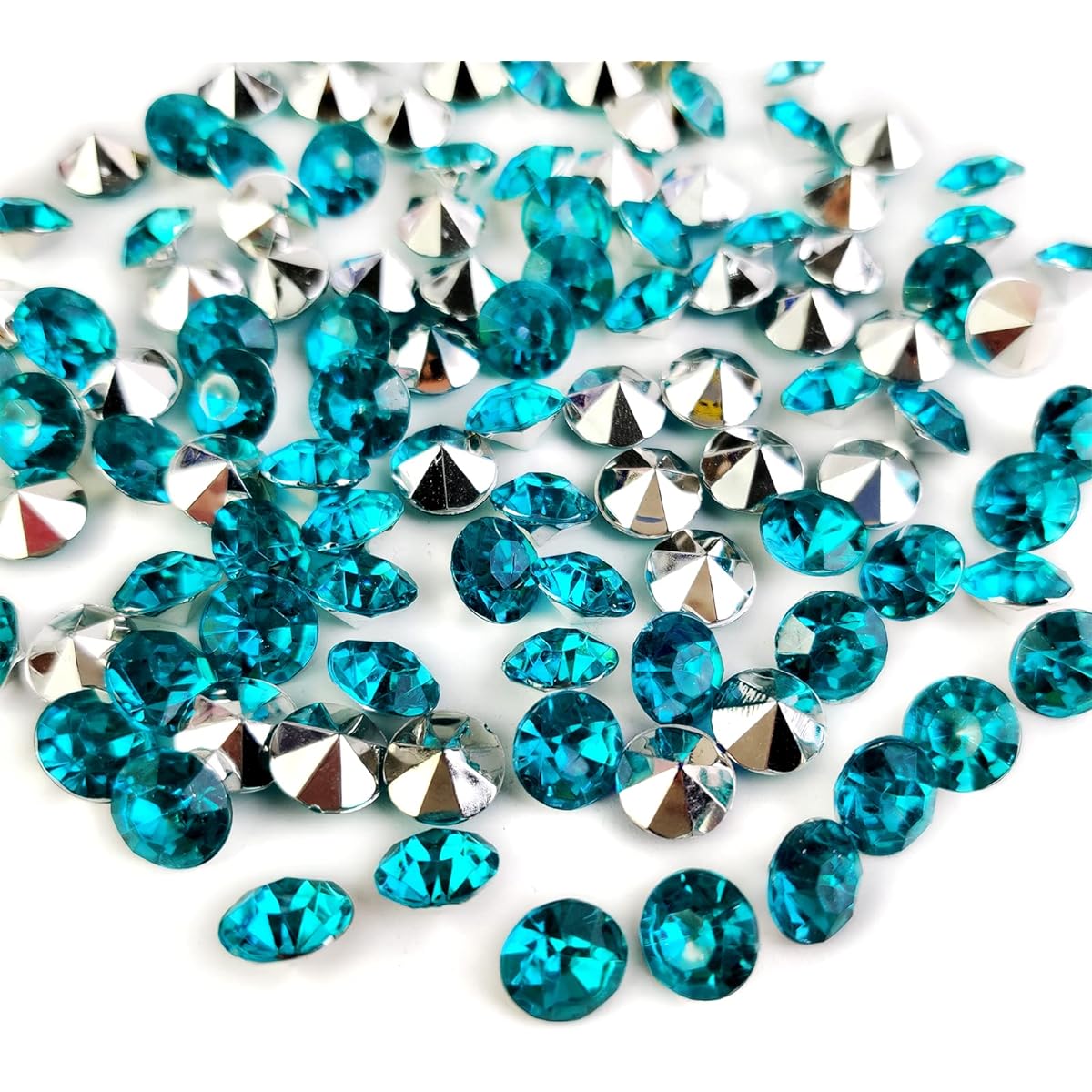 HappyFiller900pcs Wedding Table Scatter Crystal Acrylic Diamond Rhinestones (Sea Blue & Silver) Vase Filler for Party Decorations Crafts Centerpieces