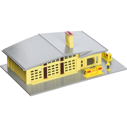 Bachmann Trains - PLASTICVILLE U.S.A. BUILT-UP BUILDING - Gas Station - N Gauge [Parallel Import]
