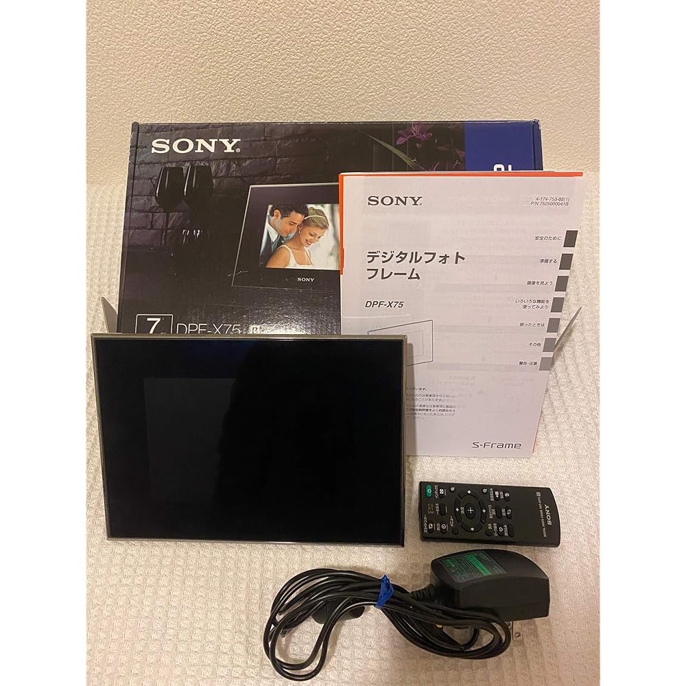 SONY Digital Photo Frame S-Frame X75 7.0 Type Built-in Memory 2GB Black DPF-X75/B