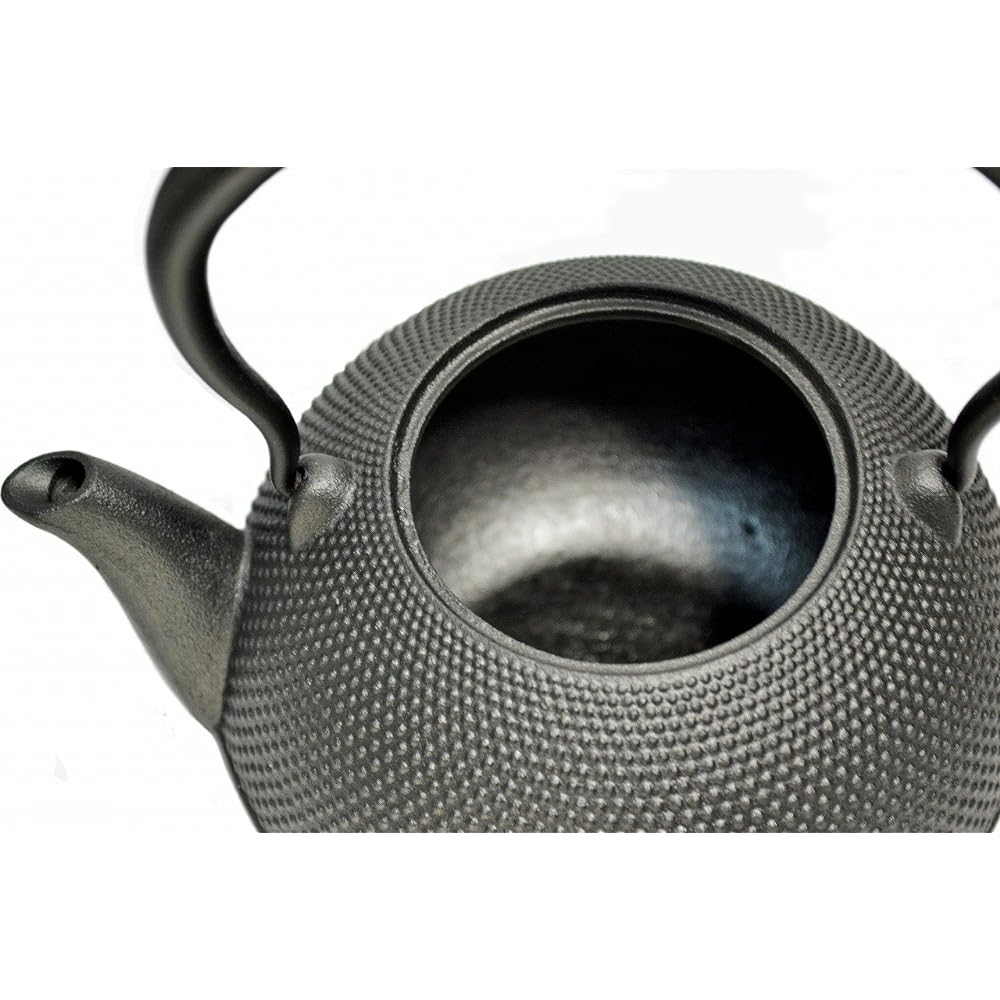 Oigen Casting Nanbu Iron Kettle Made in Japan Natsume Arale 1.2L H-143 Black
