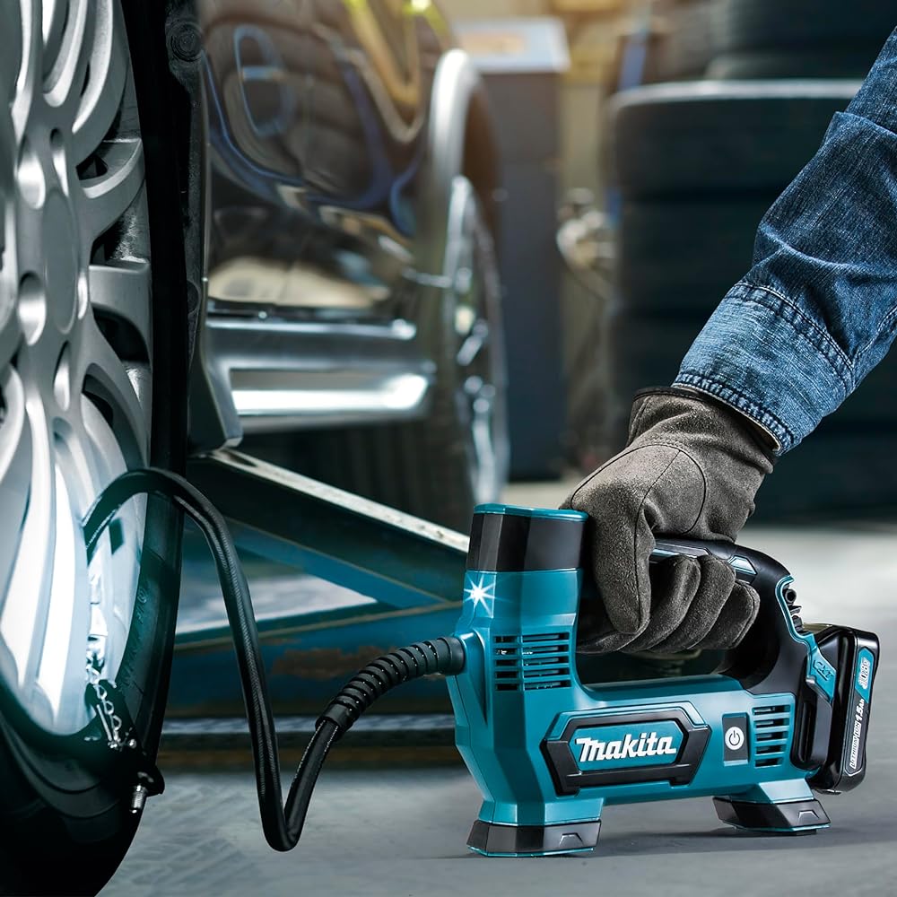 Makita Rechargeable Air Pump (Body Only) MP100DZ Body: Depth 23.5cm Body: Height 17.3cm Body: Width 7.4cm