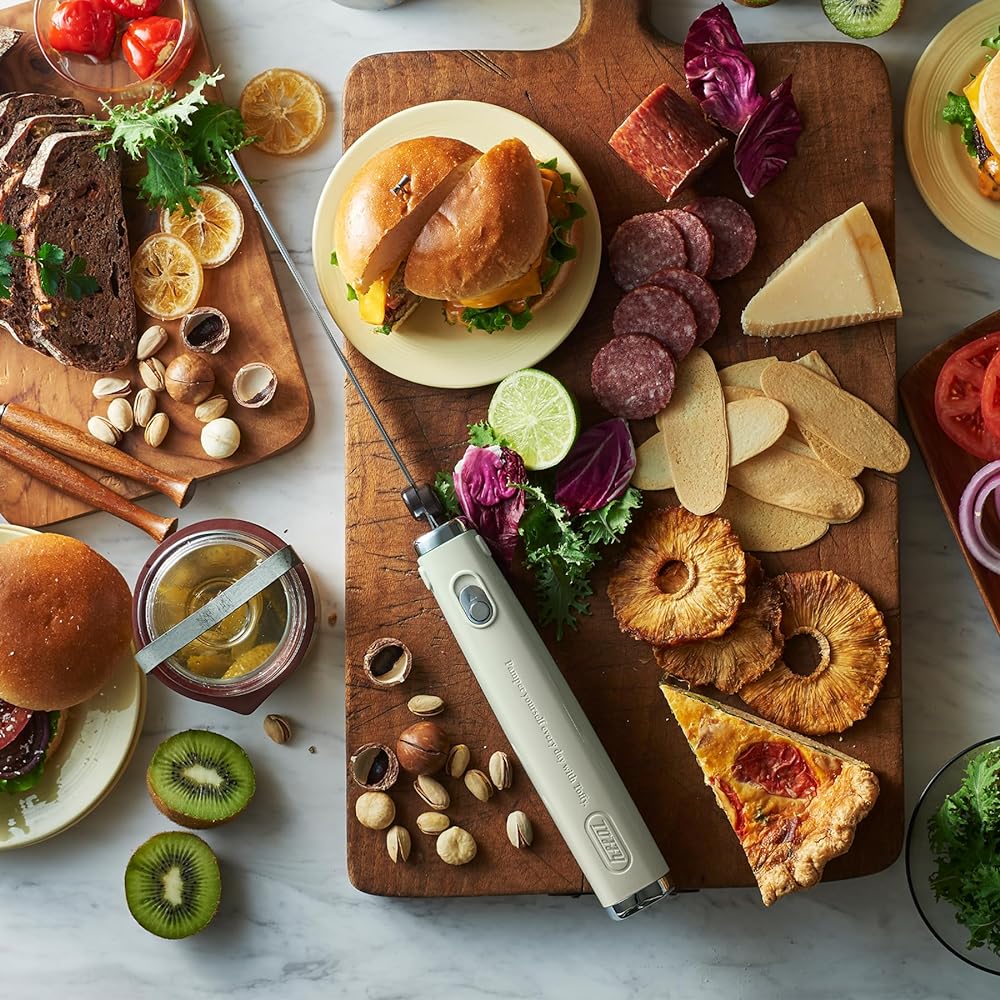 [Toffy] Electric multi-knife <rechargeable> K-EK1 (ash white) Beautiful cross section Cordless Outdoor Camping Safe design Bread/cake/roast beef K-EK1-AW