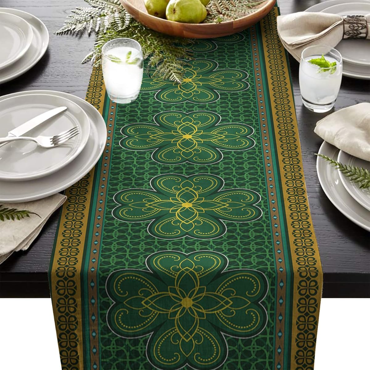 PIEPLE Geometric Rectangle Table Runner St. Patrick's Day Retro Tribal Clover Pattern - Luxury Table Runner for Wedding Party Holiday Dinner Home Decoration 13'' x 70'' Green