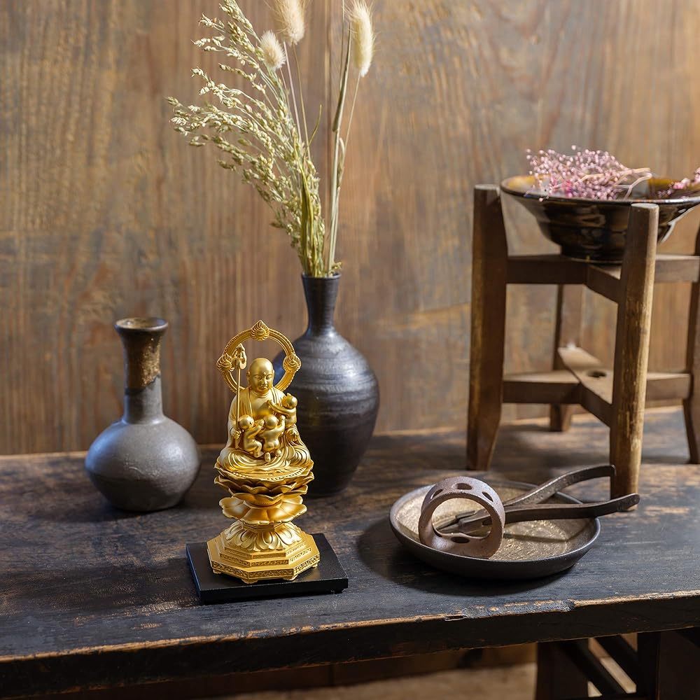 Buddha statue Koyasu Jizo Bodhisattva seated statue 14.5cm (gold plated/24K gold) Buddhist sculptor: Hideun Makita Original model _ "Prayer for safe childbirth, guardian deity of child rearing, water child support" Takaoka copperware (Koyasuji Elephant B