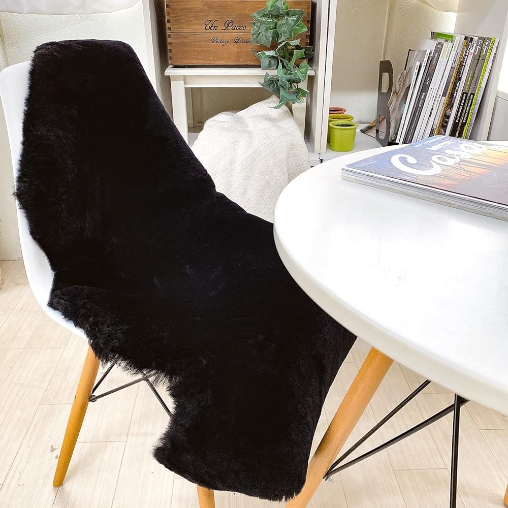 Shearling Rug Natural Australian Short Hair 1 Animal Rug Black 60 x 95cm Washable NFG001
