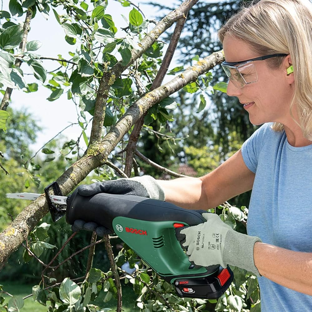 BOSCH 18V cordless saw (body only, battery and charger sold separately) AR218