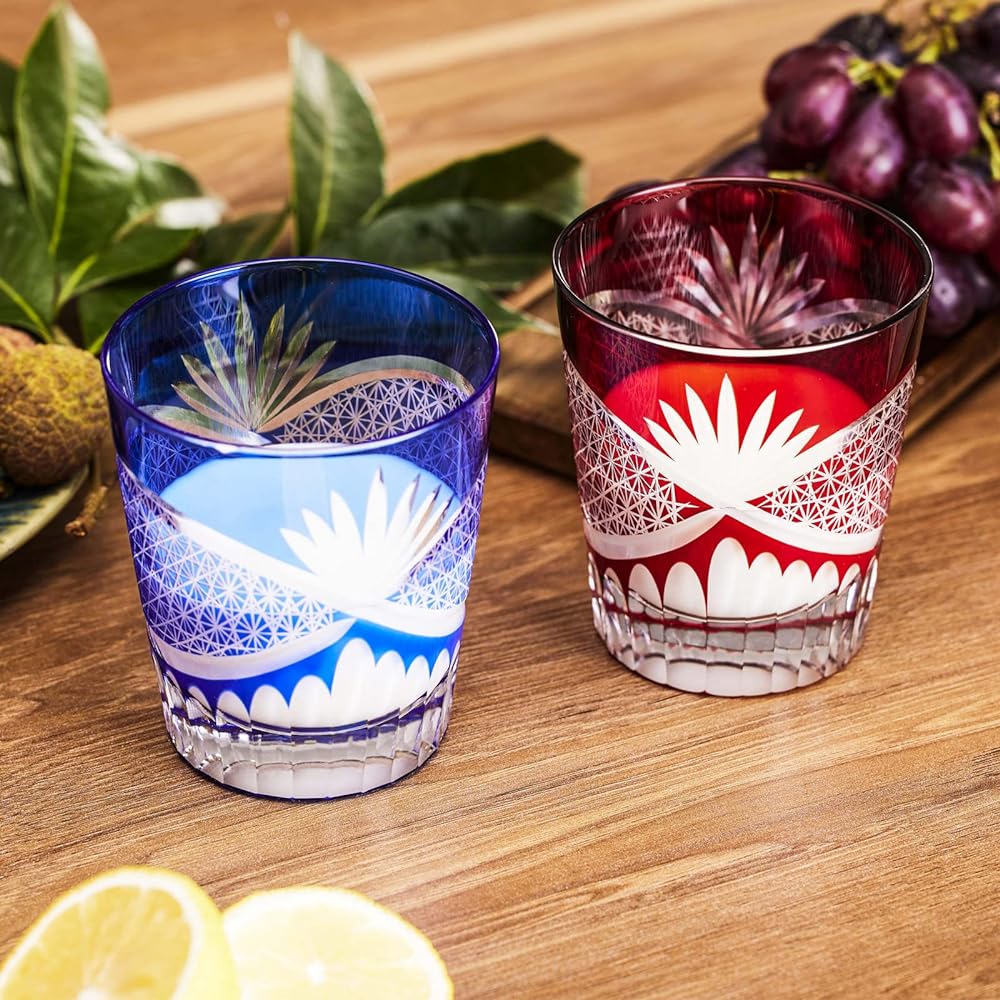 FONYUHUA Kiriko Glass Pair Rock Glass Stylish Chrysanthemum Tsunagi Pattern Gift Set Alcohol Sake Beer Celebration Wedding Gift 60th Birthday Gift Father's Day Present Gift Popular 240cc (2 pieces)