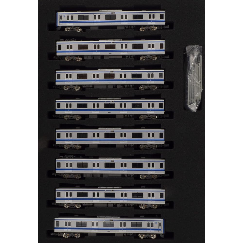 Green Max N Gauge Seibu 20000 Series Shinjuku Line/20157 Formation/White Light 8-Car Formation Set with Power 31546 Railway Model Train