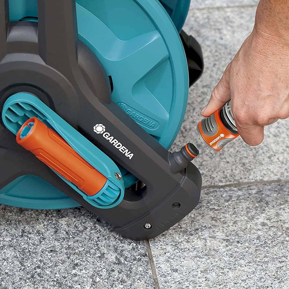 GARDENA Classic Hose Reel 10: Garden Hose Set (Includes Hose Reel and 10 m Hose) 08010-20 Made in Germany