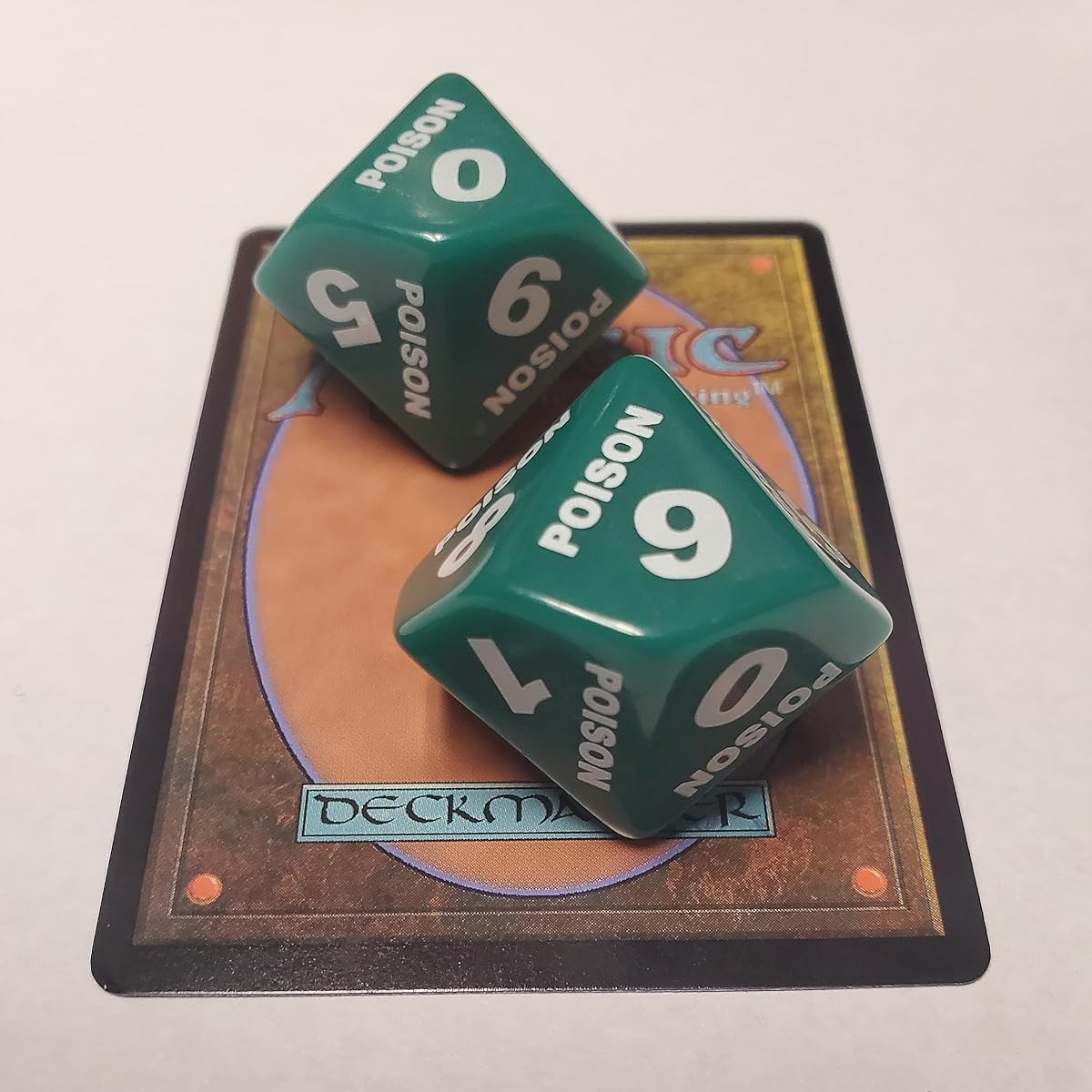 Jumbo Poison Spindown d10 for Magic: The Gathering (2 Packs)
