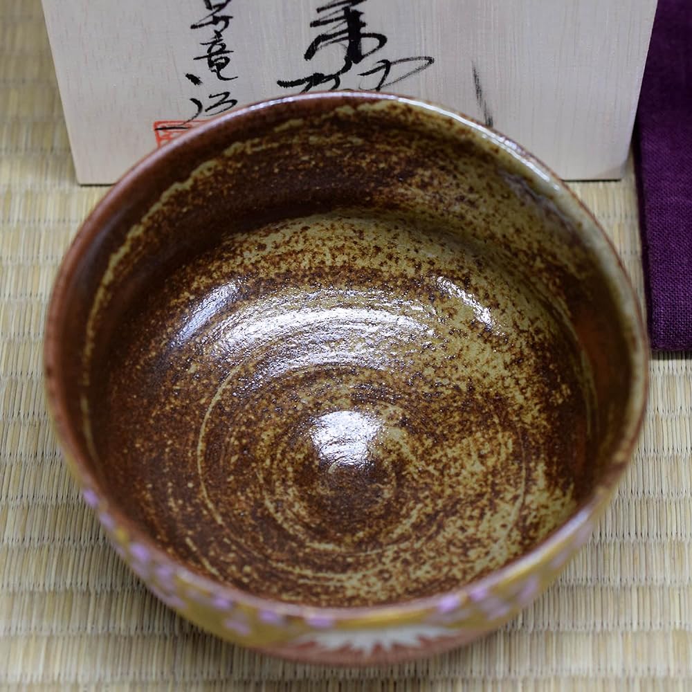 Matcha bowl, pottery, tea set, Kutani ware, matcha bowl, Konun Sakurafuji brand, matcha tea bowl, Japanese tableware, made in Japan