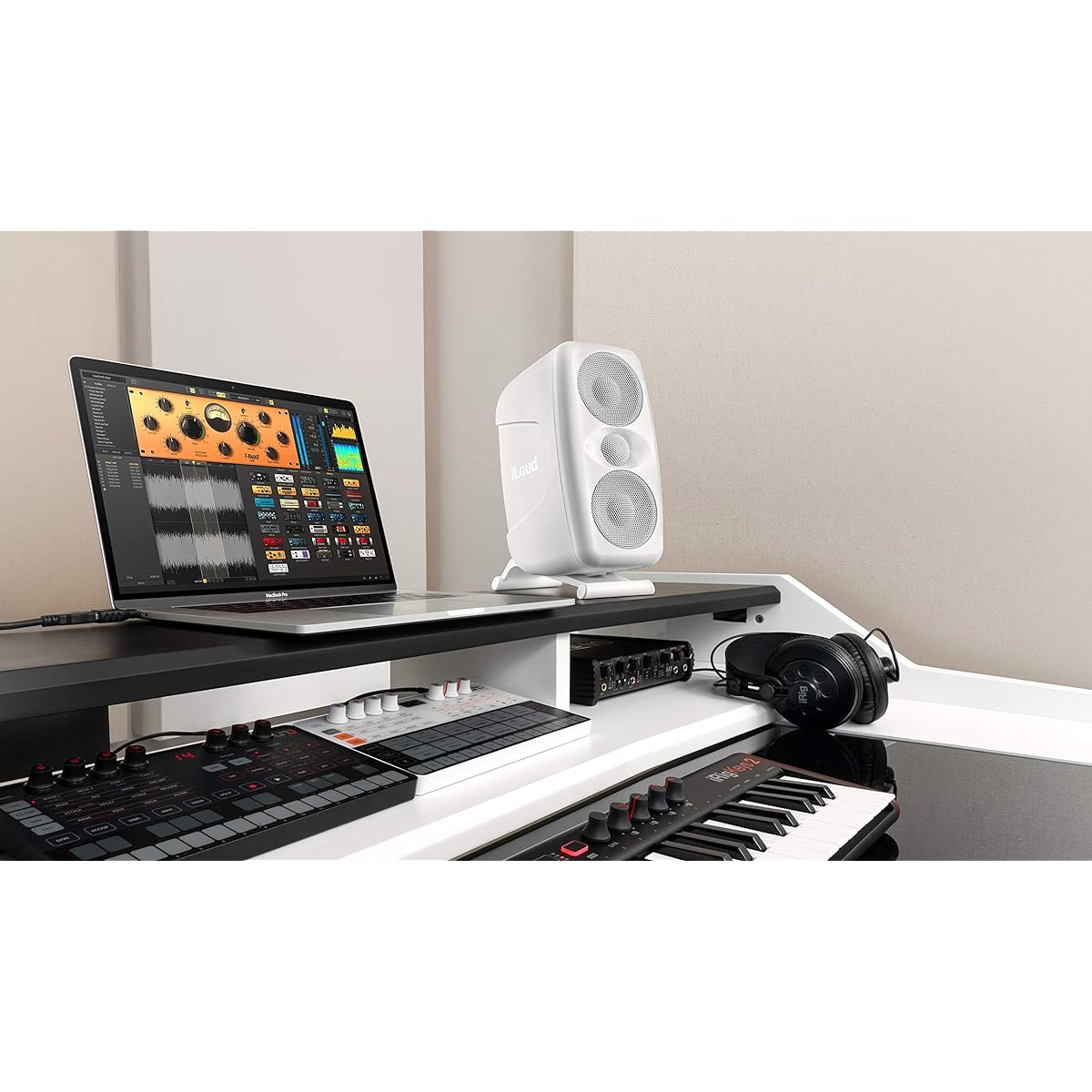 IK Multimedia iLoud MTM - White Compact Reference Monitor Equipped with automatic sound field correction function [Domestic genuine product]