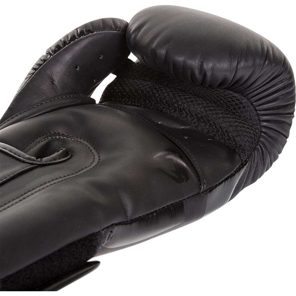 VENUM Boxing Gloves Elite (Matte Black)