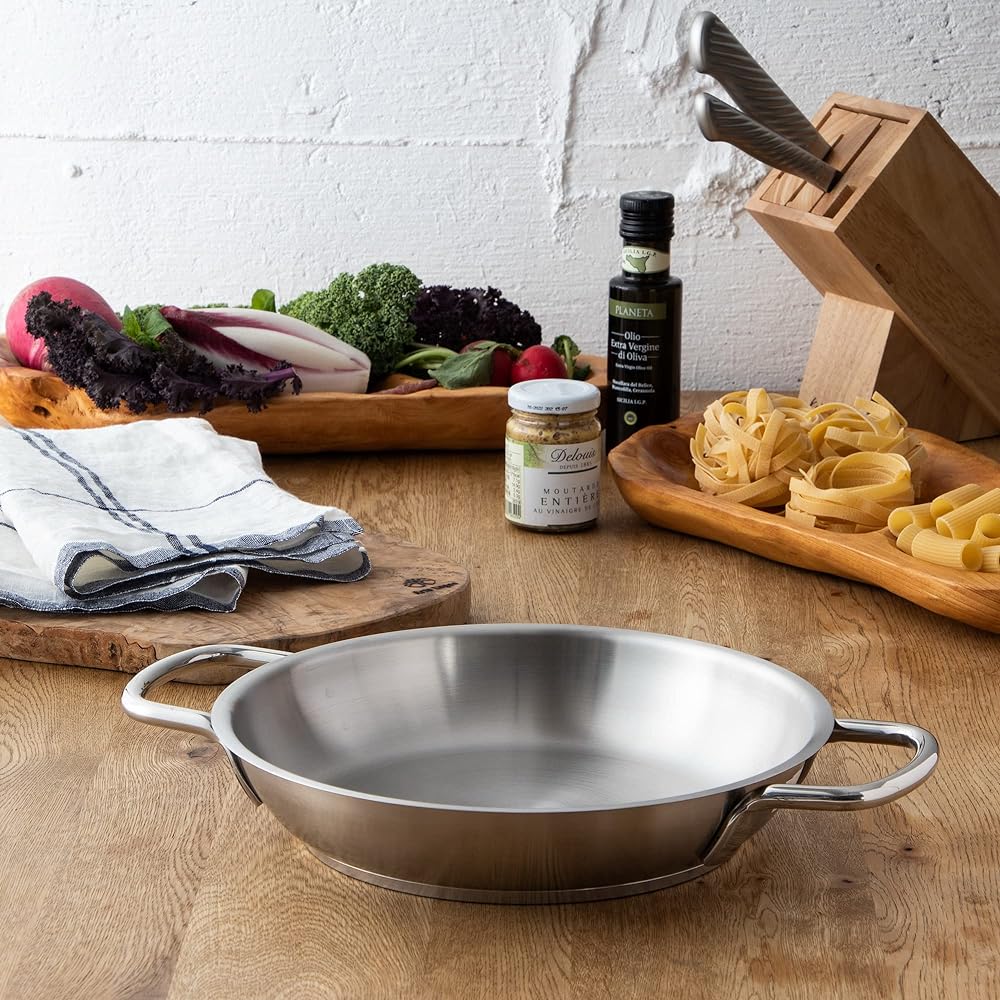 Endo Shoji TKG Two-handed frying pan 28cm Stainless steel and hygienic Compatible with IH and gas fires Sandwich type three-layer bottom reproduces high thermal conductivity Outer diameter x depth (mm) 300 x 50 Bottom diameter (mm) 221 Mass (kg) 2.00 Pla