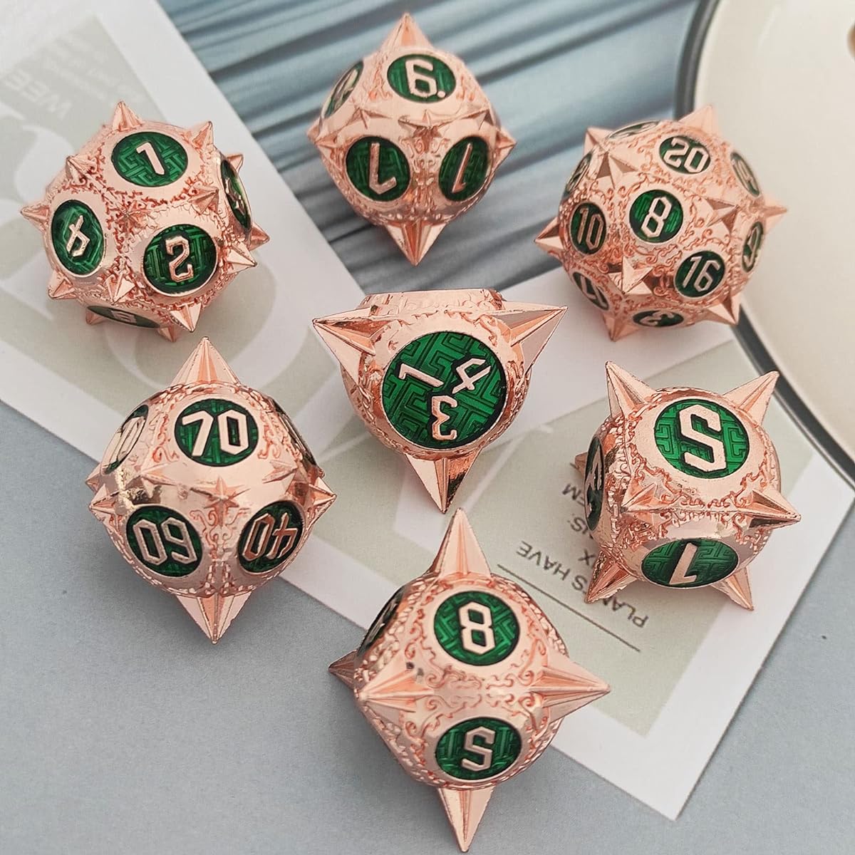 AHDKEJG Metal DND Dice Set D&D RPG Dungeons and Dragons Gifts Meteor Hammer Design Polyhedral Dice Set for D20 D12 D10 D8 D6 D4 MTG Warhammer Pathfinder Tabletop Game Red Copper Green