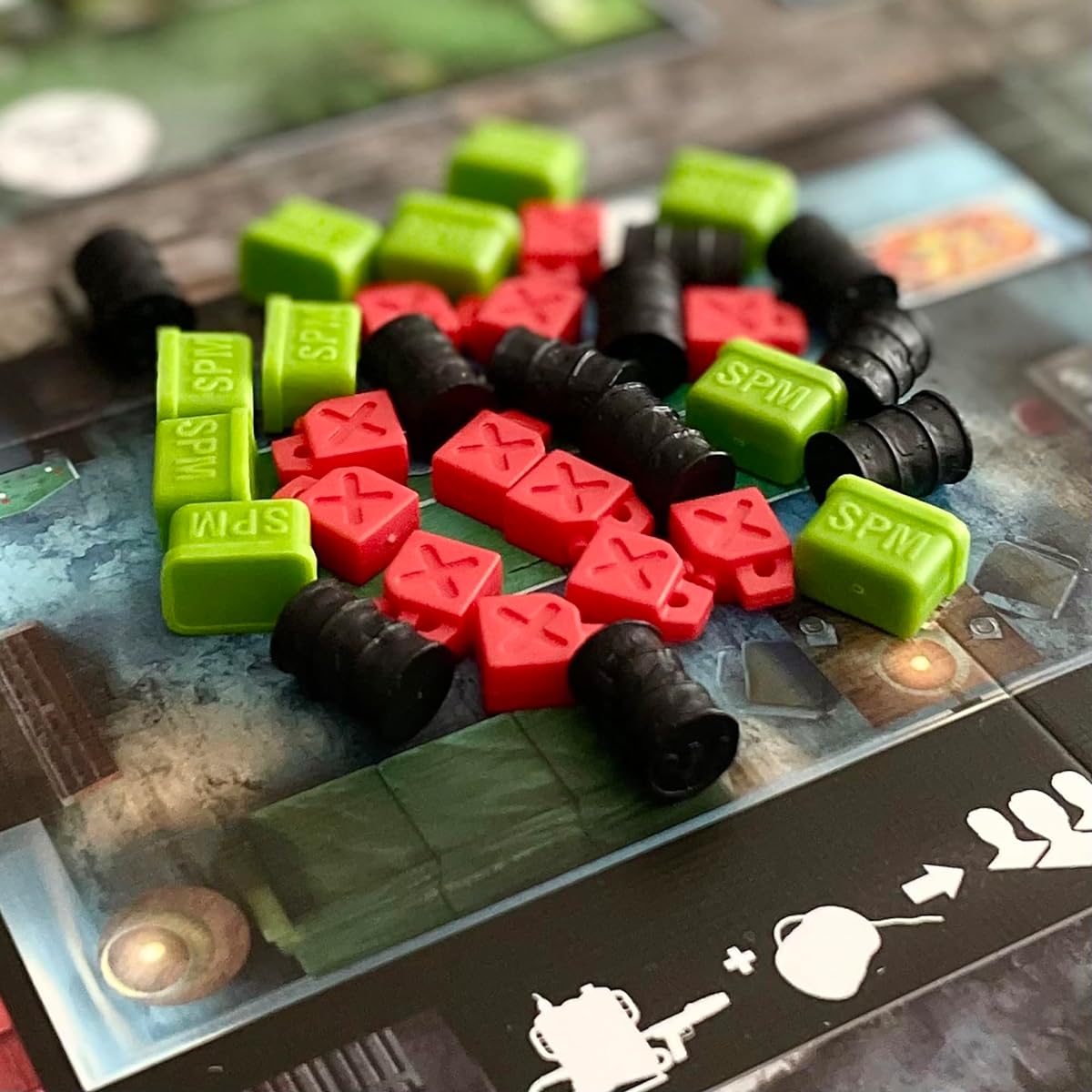 Pendragon Studios: The Thing 1982: The Board Game - The Official Board Game Based on the 1982 Film Horror Strategy Game Ages 13+ 1-8 Players 60-120 Minutes