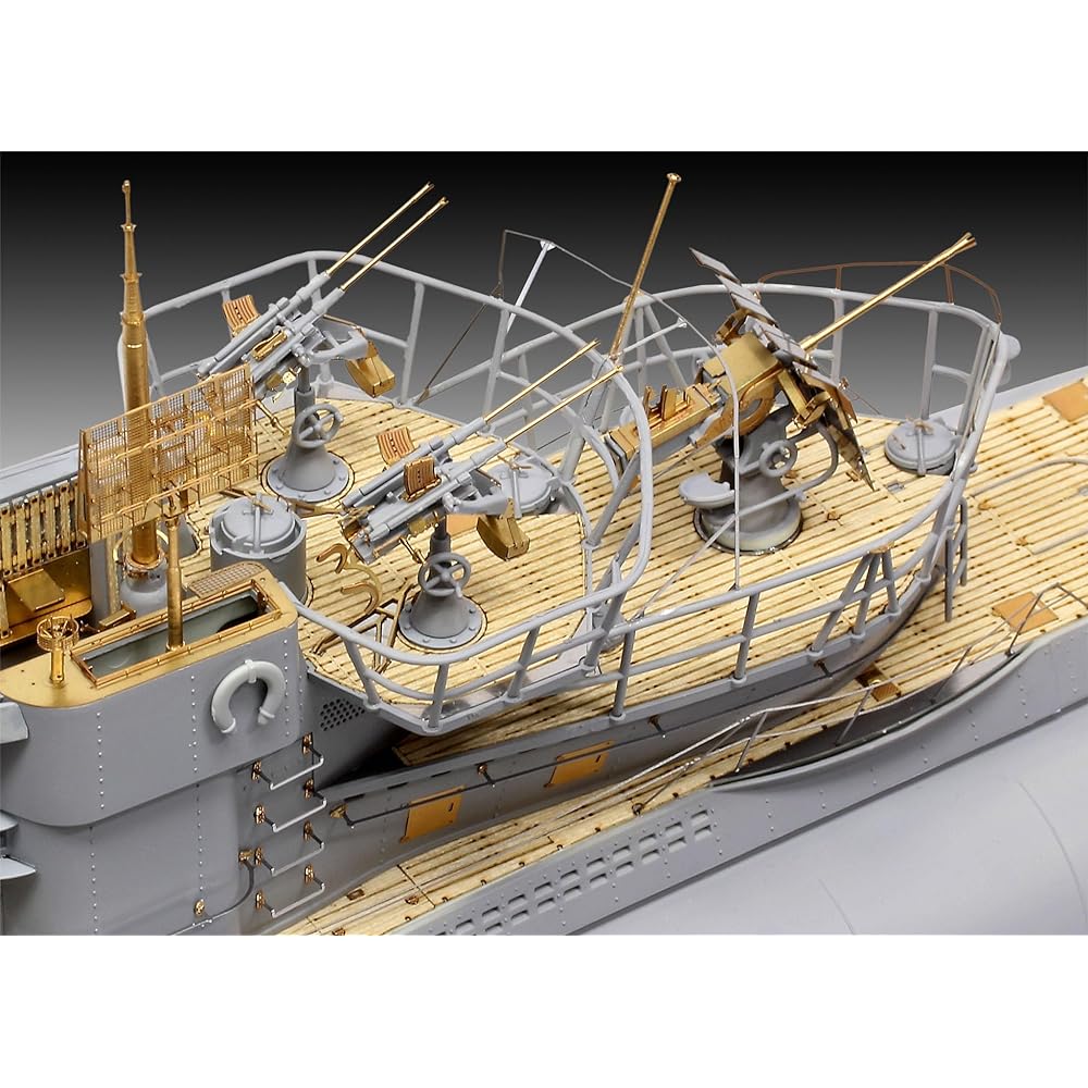 German Level 1/72 German Navy Submarine Type VIIC/41 (Premium Edition) Plastic Model 05163