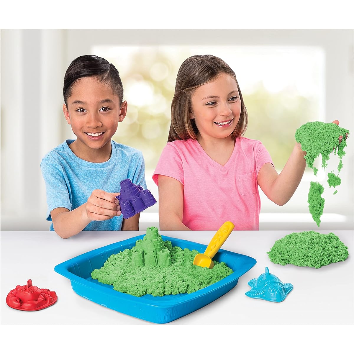 Kinetic Sand Sandbox Playset with 1 lb Green and 3 Molds for ages 3 and up