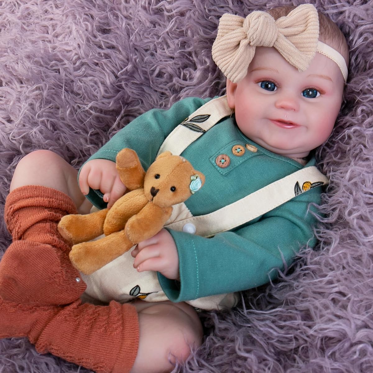 EKOKIZ Realistic Newborn Baby Doll Girl - 20 Inch Cheap Baby Dolls Realistic Baby Doll Soft Cloth Body Girl Realistic Features Best Gift for Kids Birthday for Kids Ages 3+