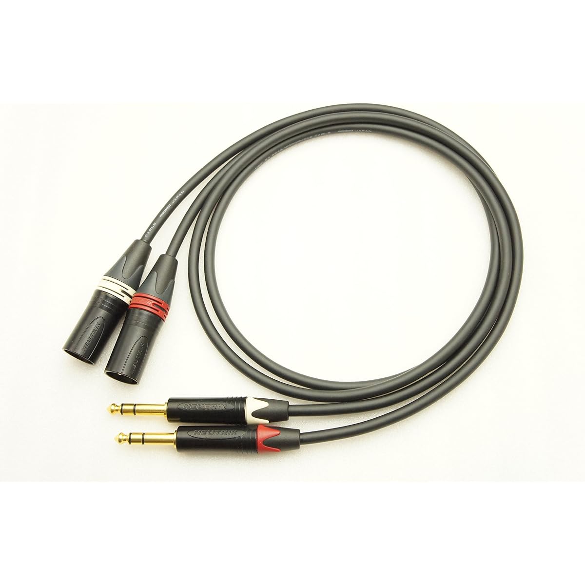 MOGAMI 2549 XLR (male) to TRS (stereo phone) 2-pair cable (15m)