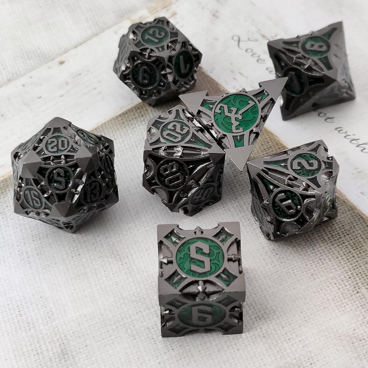 WZLHJRAR DND Dice Set - Metal D&DRPG Dice Set Dungeons and Dragons Polyhedral Metal Dice Tabletop Game Dice Accessories D4 D6 D8 D10 D10% D12 D20 Dice Set Black Leather Storage Bag - Black and Green