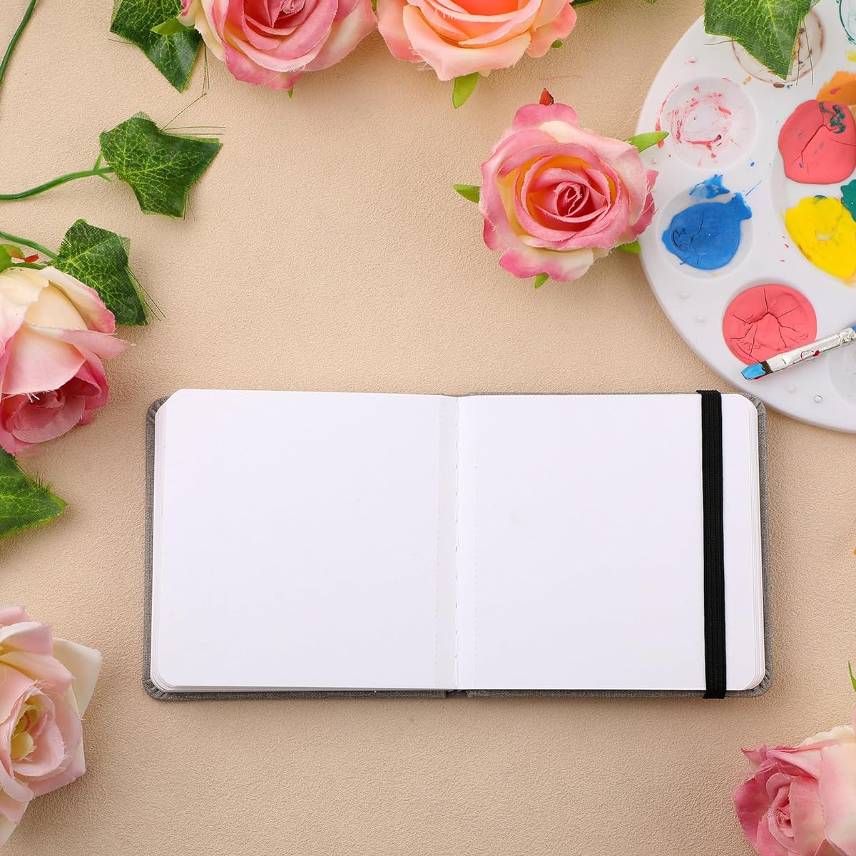 Gaillty 4 Sets Watercolor Sketchbook Journal with Watercolor Brush Pen 300GSM Cotton Paper Portable Square Small Pocket Notebook Travel Painter Art Supplies (3.9 x 3.9 inch)