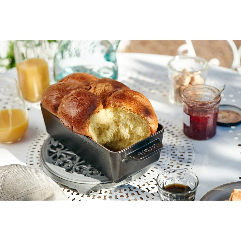 staub "Cake & Bread Pan (No Lid) Black 23cm x 11.5cm" Cake Mold Bread Mold Compatible with IH [Authorized Japanese Product] Specialty 40501-046