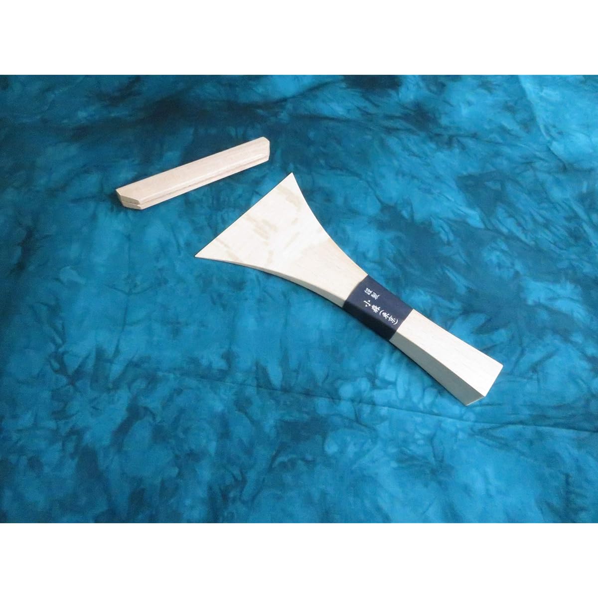 Shamisen wooden drumstick Nagauta folk song (Hiiragi) 40 momme (shipping included)