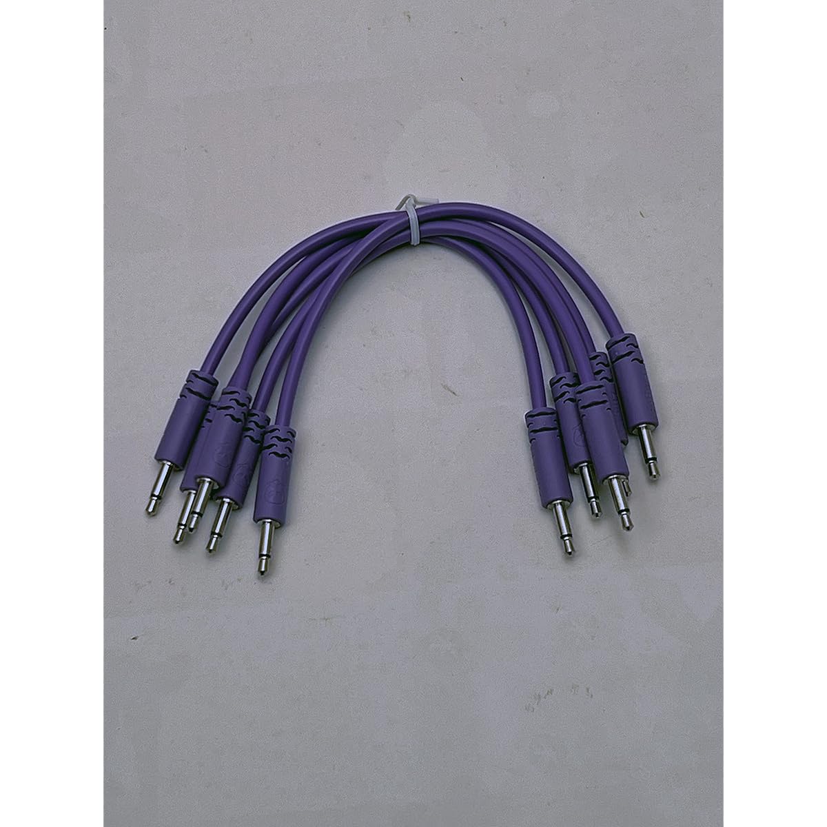 Starving Students Music Supplies Luigis Modular Supplies Spaghetti Eurorack Patch Cables - 5 Purple Cables, 6 Pieces (15cm)