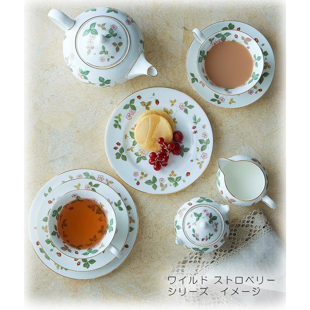 [Regular Imported Product] Wedgwood Wild Strawberry Mug Wedding Gift Present 50105509466