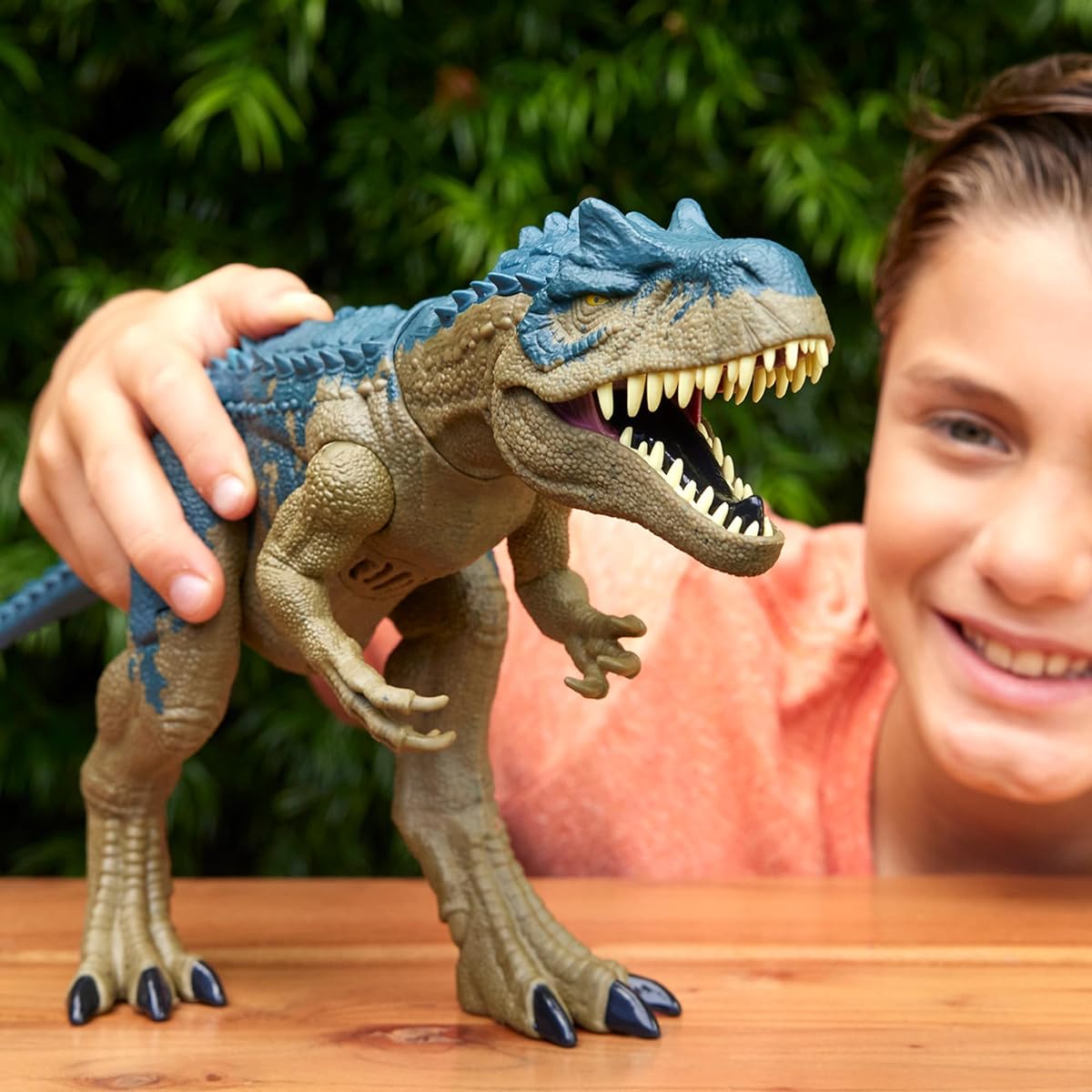 Mattel JURASSIC WORLD Battle Action! Roaring Allosaurus [Dinosaur Toy] [Total length: approx. 44.1cm] [4 years old and up] HRX50