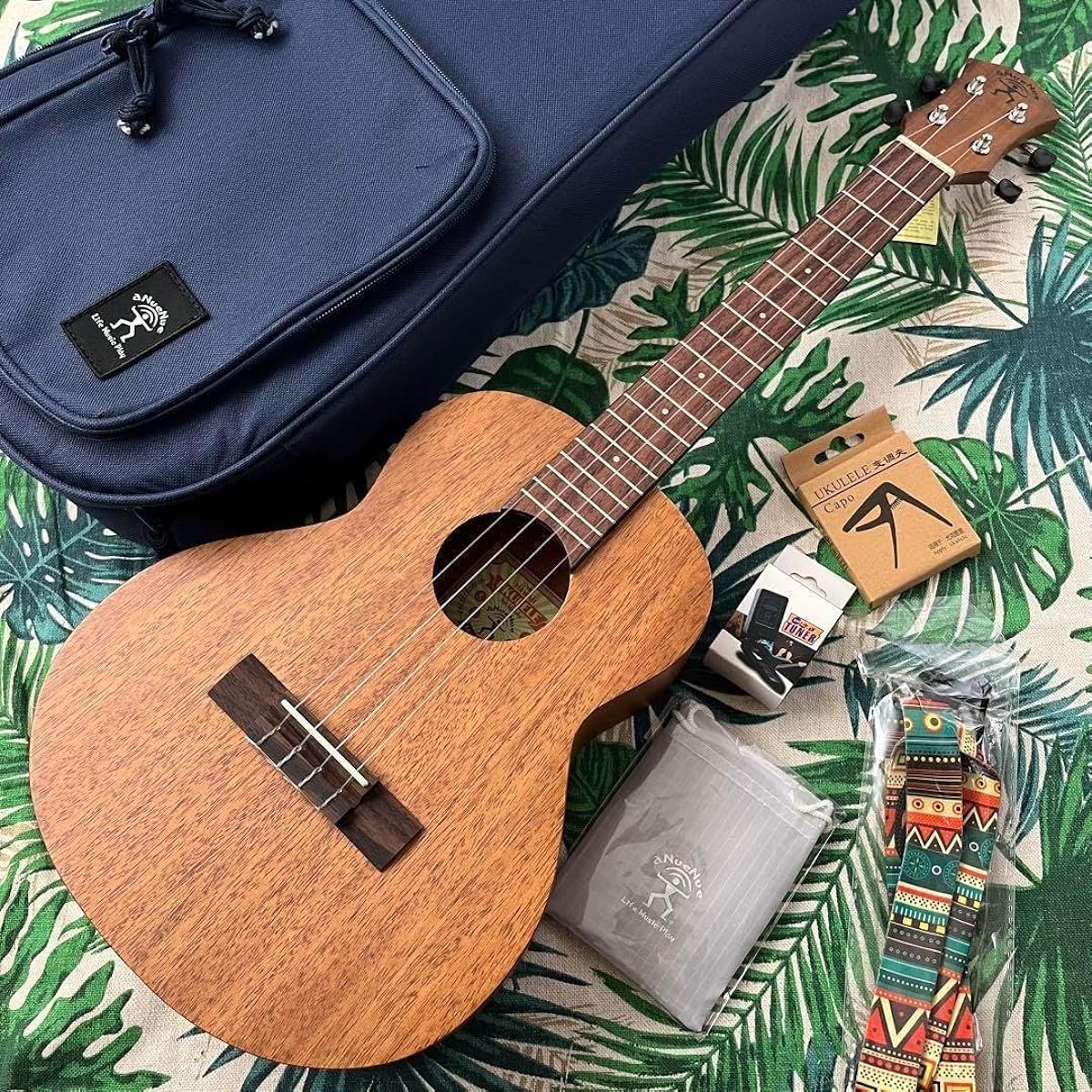 aNuenue U-3 Mahogany Tenor Ukulele Set, the perfect beginner's ukulele set