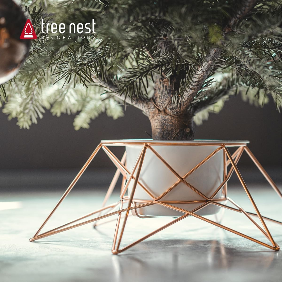 Tree Nest Christmas Tree Stand Base Tree Holder Modern Luxury Design for 6ft Real Wood Metal Stable Christmas Tree Decoration Halo Medium Rose Gold