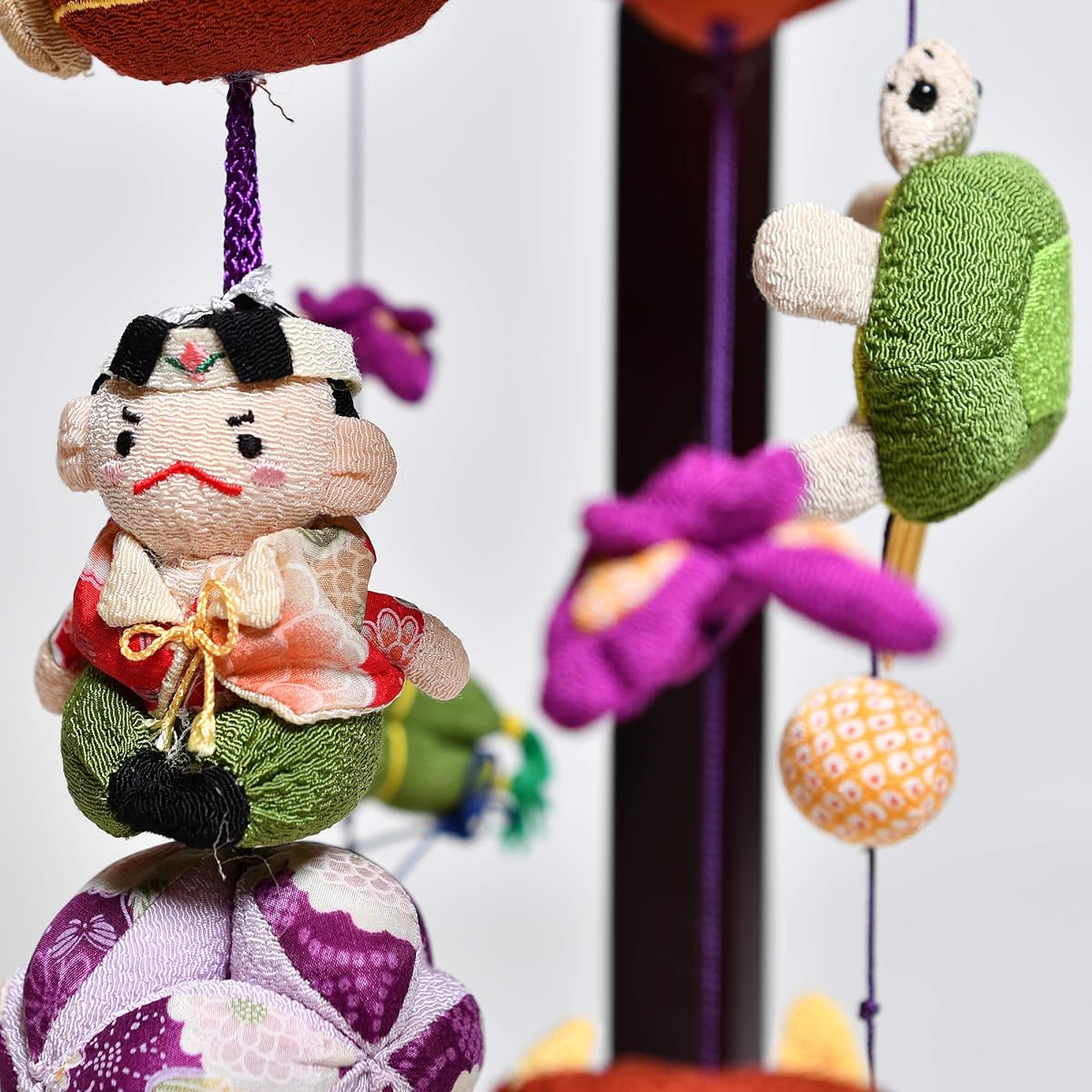 [May Dolls] [Hanging Decorations] Momotaro Hanging Decoration with Umbrella: Medium Stand Included [Indoor Carp Streamers] [Tango Hanging Decorations]