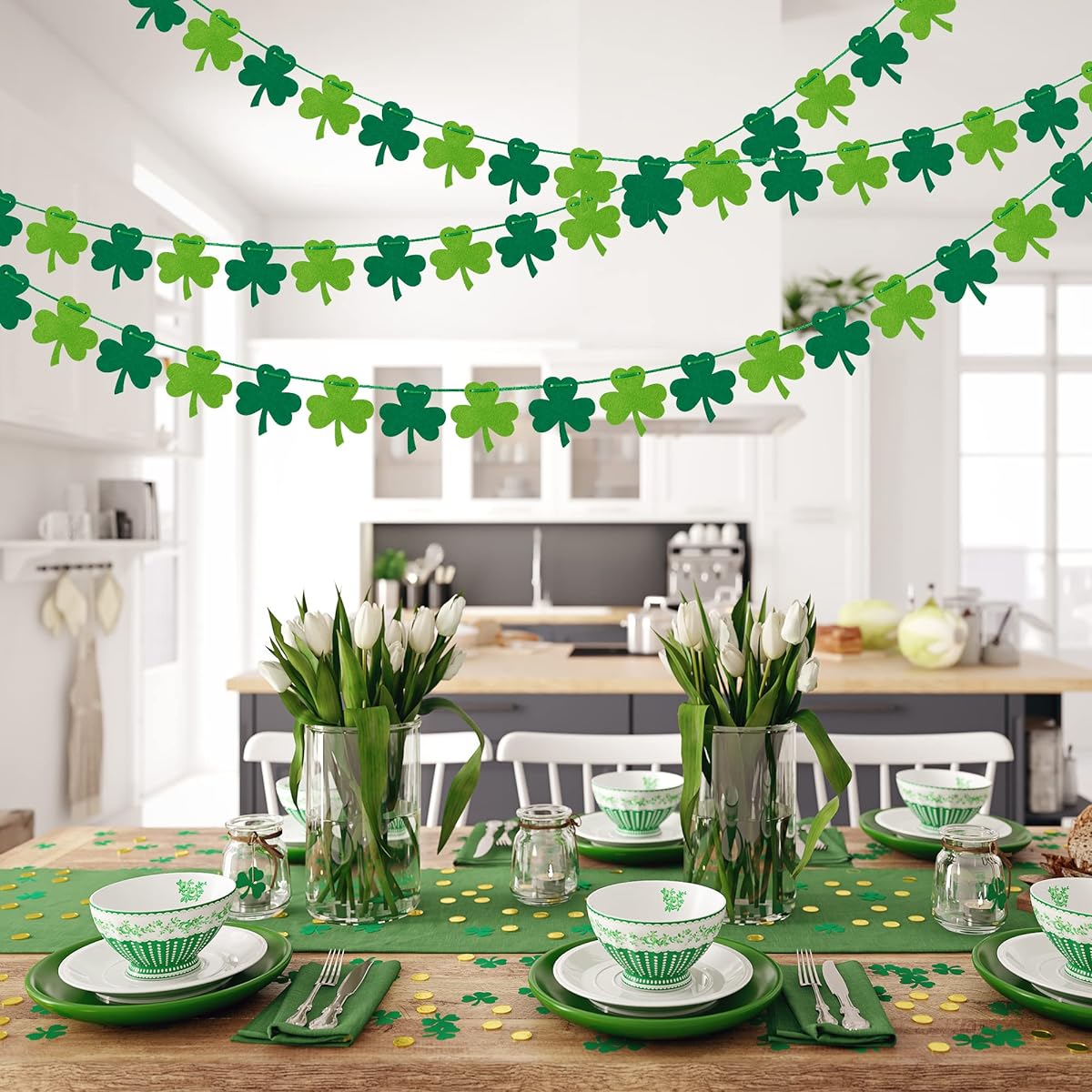 Sggvecsy St. Patrick's Day Garland Felt Shamrock Clover Garland Banner Green Irish Wall Hanging Garland for Home Irish Party Decorations 5 Pieces
