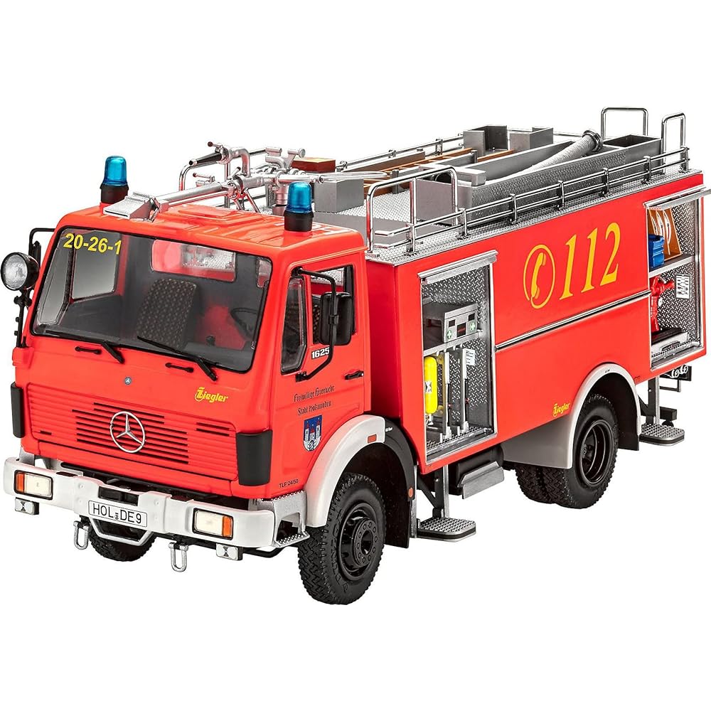 German Level 1/24 Mercedes Benz 1625 TLF 24/50 Plastic Model 07516 Molding Color
