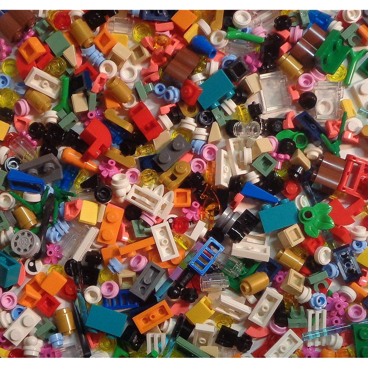 Lego bulk lot 1000 small detail pieces is as described, please read the product description to see what is included in this lot.