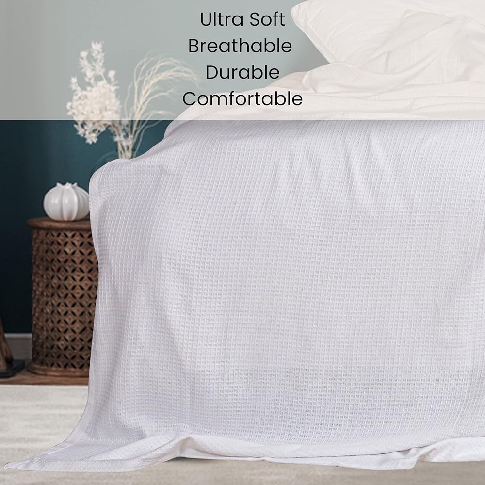 Cotton Clinic Single Summer Blanket, Winter Blanket, 100% Cotton Bed Blanket, Soft Comfortable Lightweight Washable Waffle Fabric 60x90 inches (152x228 cm) Single Size Blanket Winter Summer, White