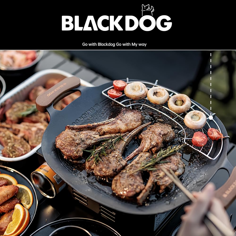[2024 New Arrival] Multi Griddle Iron Plate BLACK DOG Direct Fire/Gas/IH/Compatible, Diameter 43cm, Lightweight, Easy to Clean, No Seasoning, Non-Stick, Solo Camping/Yakiniku Plate/Outdoor/Camping/Home/BBQ Supplies (Oil Rack) + Tongs + wooden handle + sp